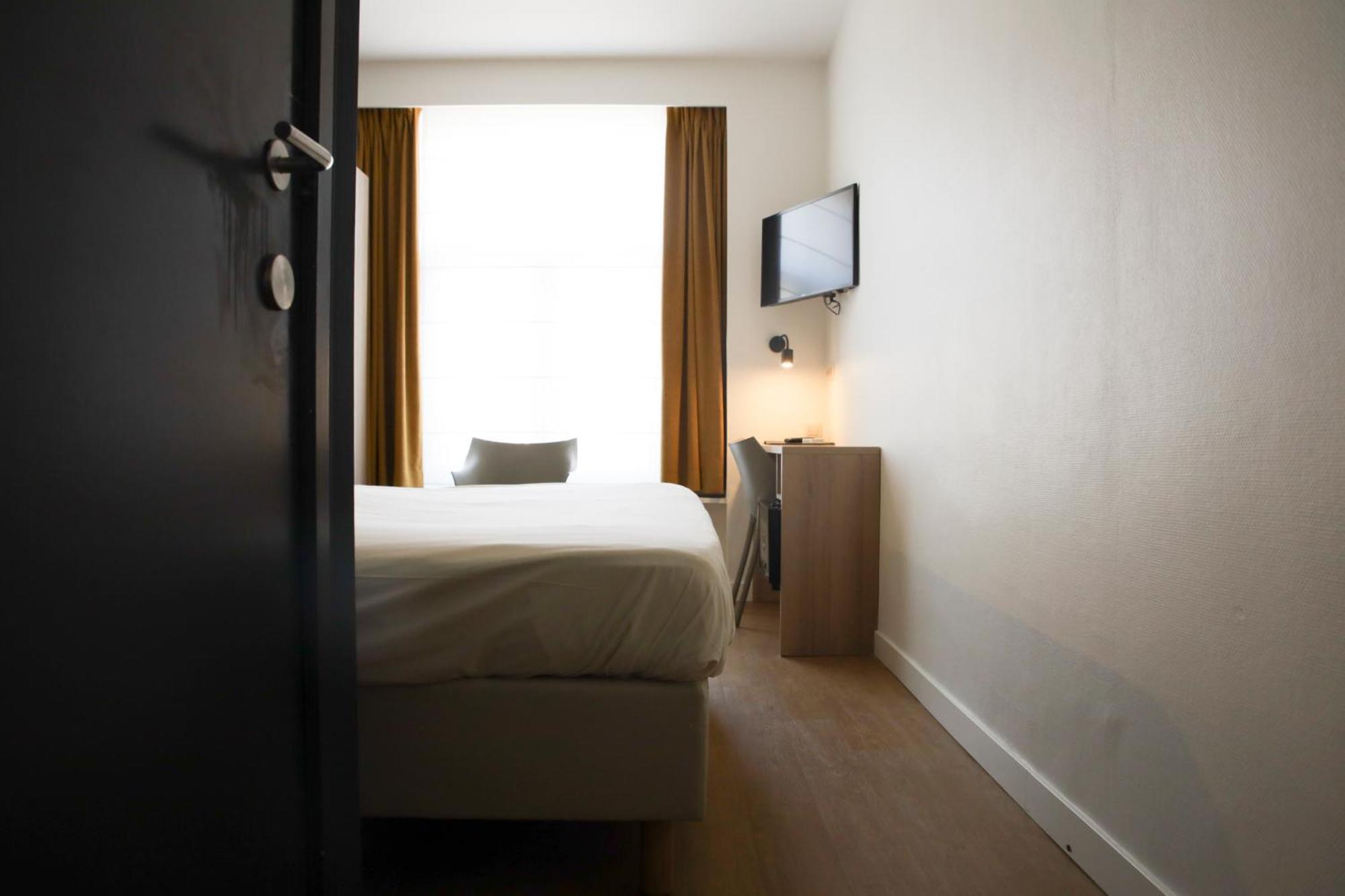 Residentie Alfa Inn*** บลังเคนเบอร์เก ภายนอก รูปภาพ