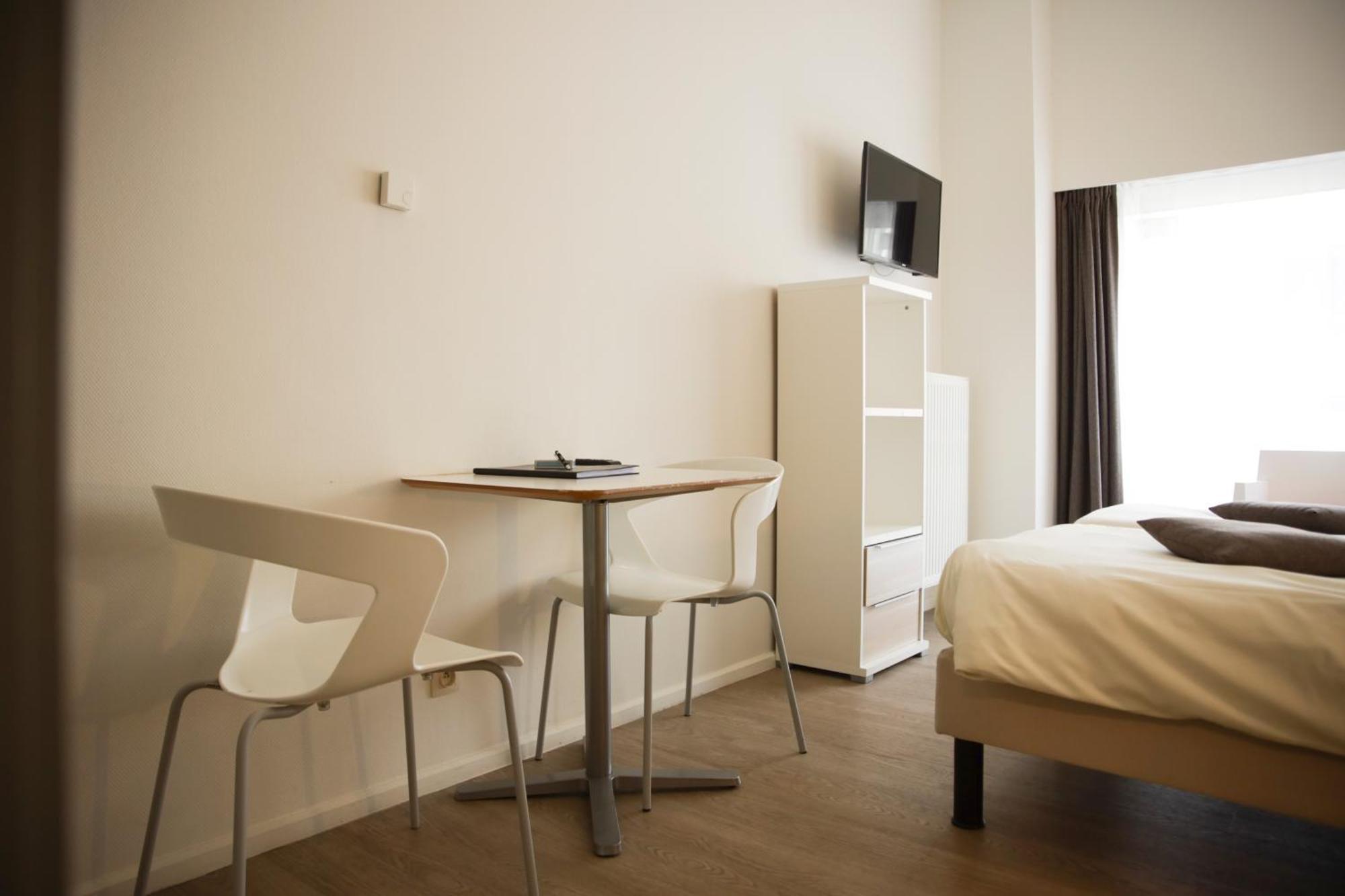 Residentie Alfa Inn*** บลังเคนเบอร์เก ภายนอก รูปภาพ