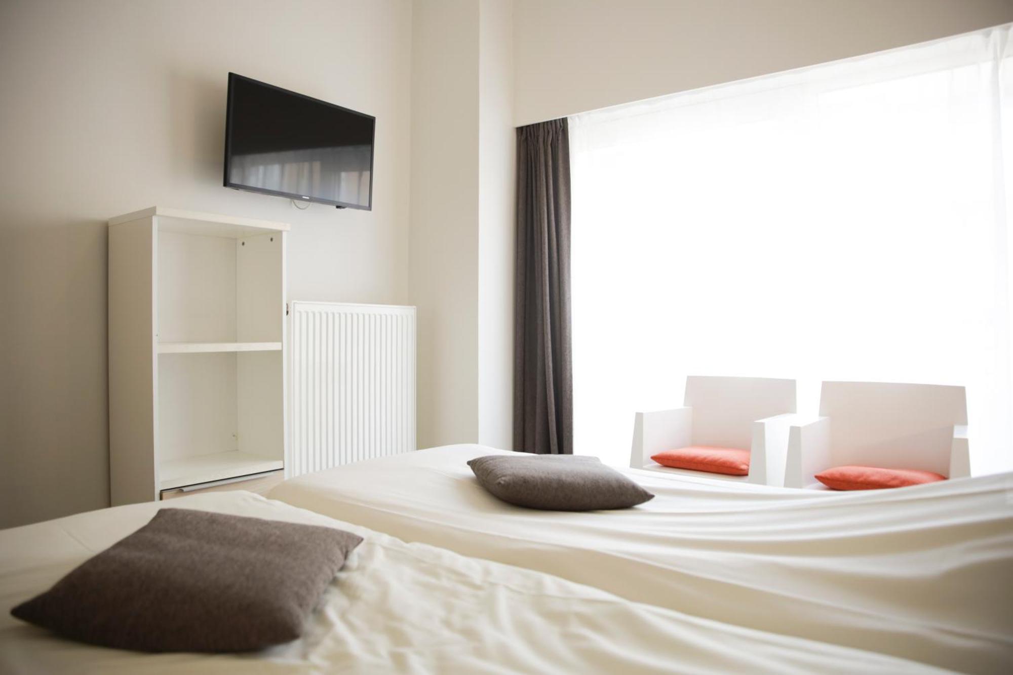Residentie Alfa Inn*** บลังเคนเบอร์เก ภายนอก รูปภาพ