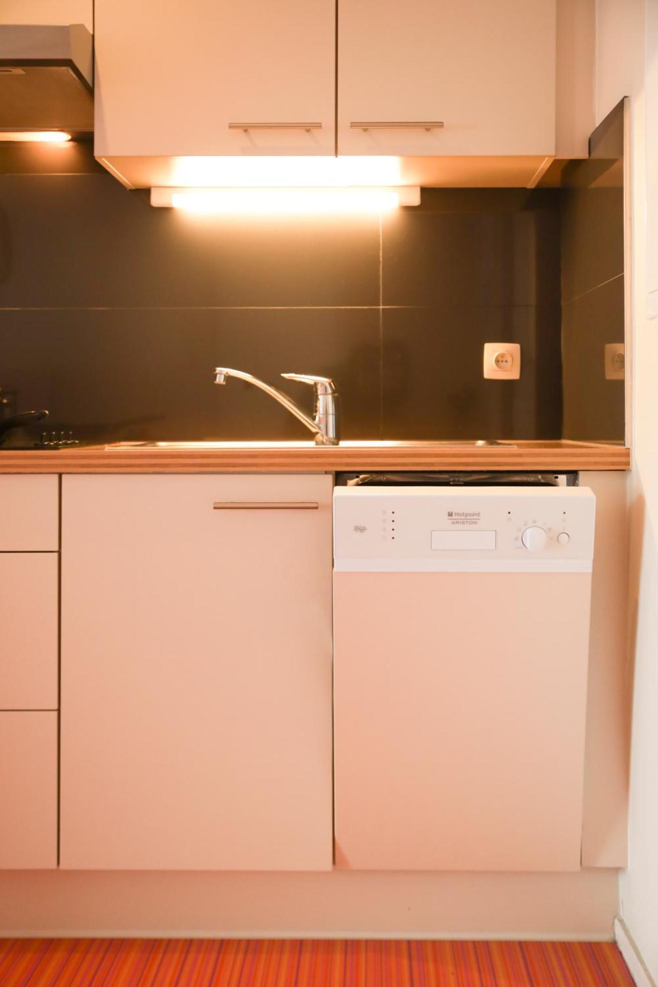 Residentie Alfa Inn*** บลังเคนเบอร์เก ภายนอก รูปภาพ