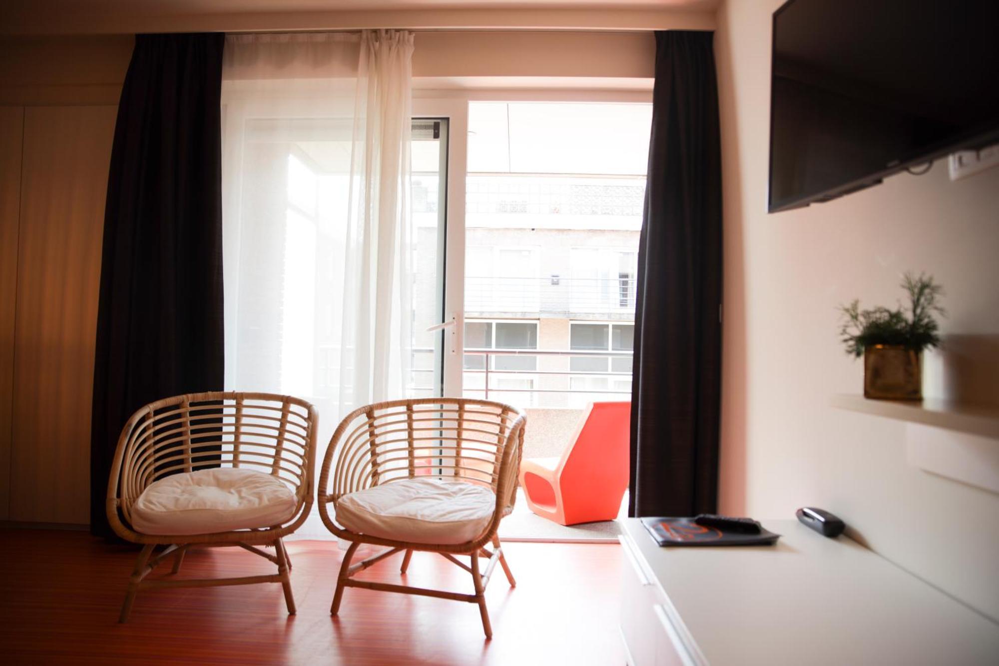 Residentie Alfa Inn*** บลังเคนเบอร์เก ภายนอก รูปภาพ